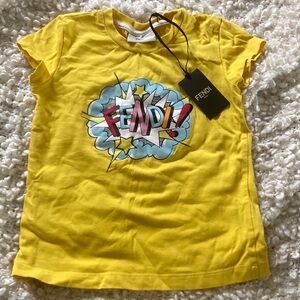 Like New - Fendi girl’s T shirt 4yo